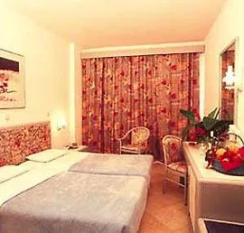 Hotell Esperia 3*